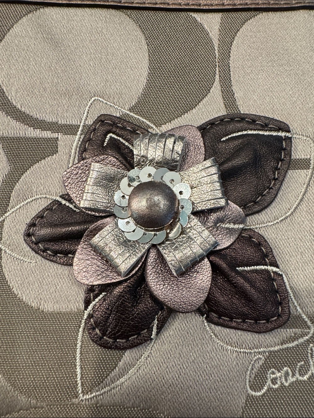 Coach Beige & Brown Floral Appliqué Wristlet - Picture 4 of 8